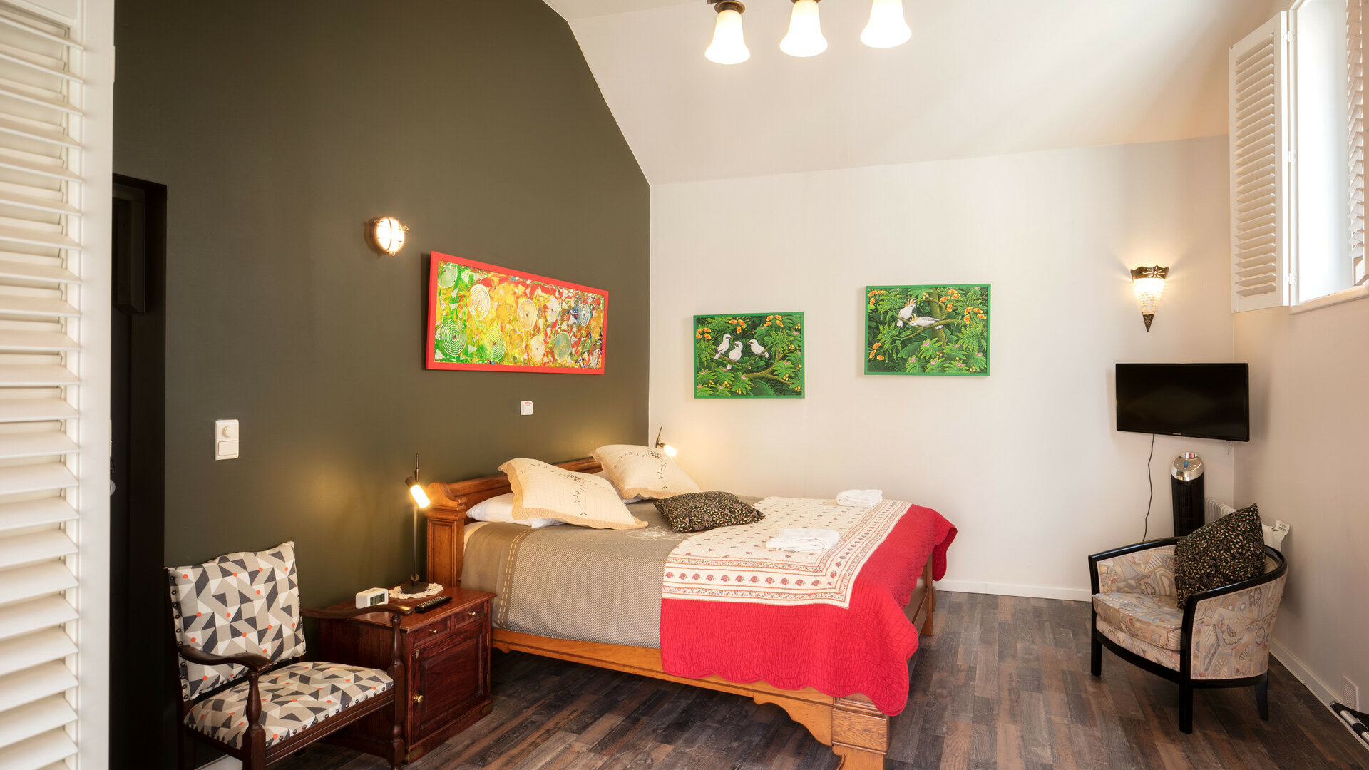 Antiqua and Qook Bed & Breakfast - BUTTERFLY KAMER