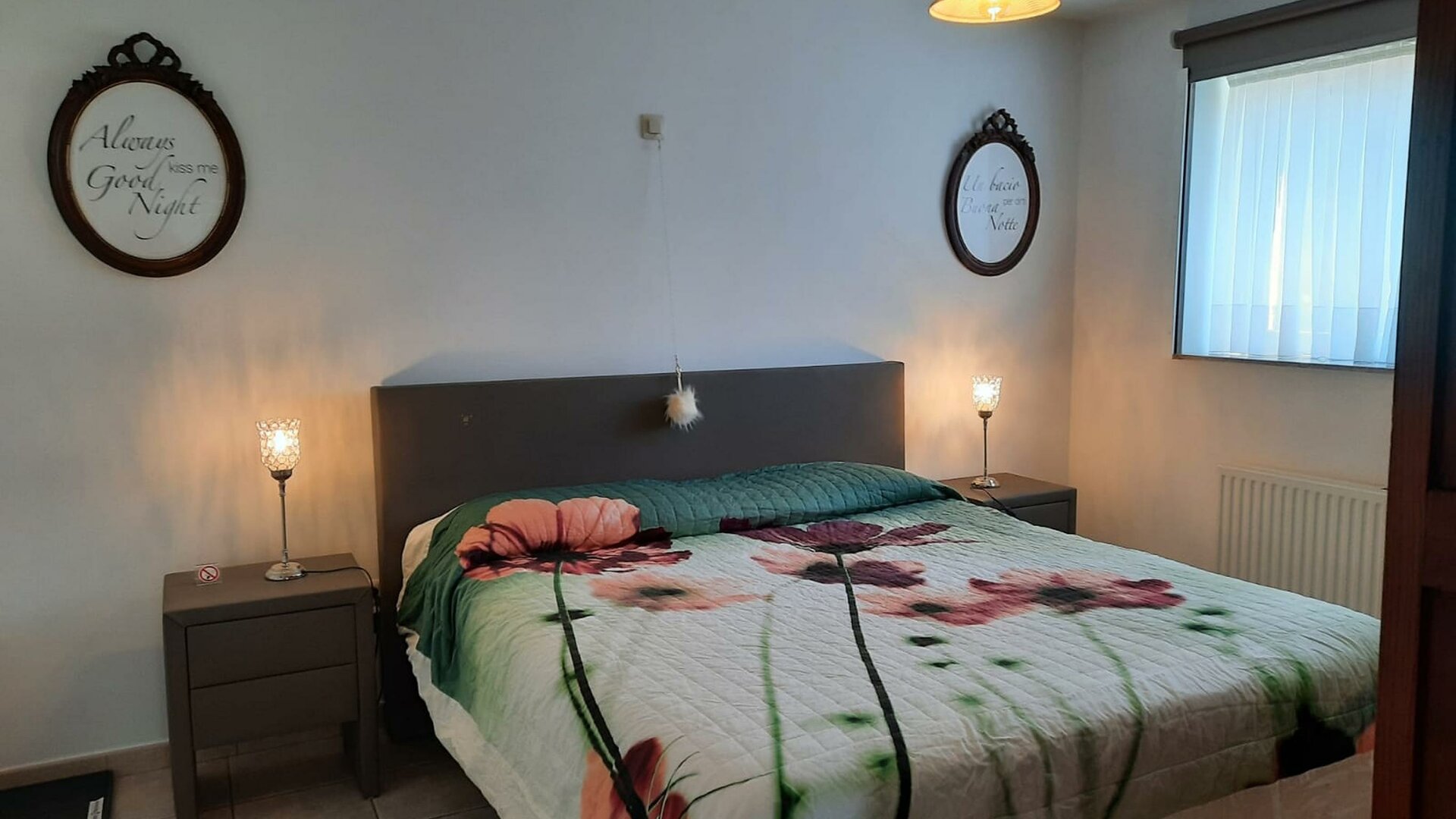 Casa Roman Deluxe Vakantiewoning - 2 slaapkamers -  De Luxe Stenenenkruisweg 50A /4 pers. - 2 slaapkamers met terras - 1ste verdiep