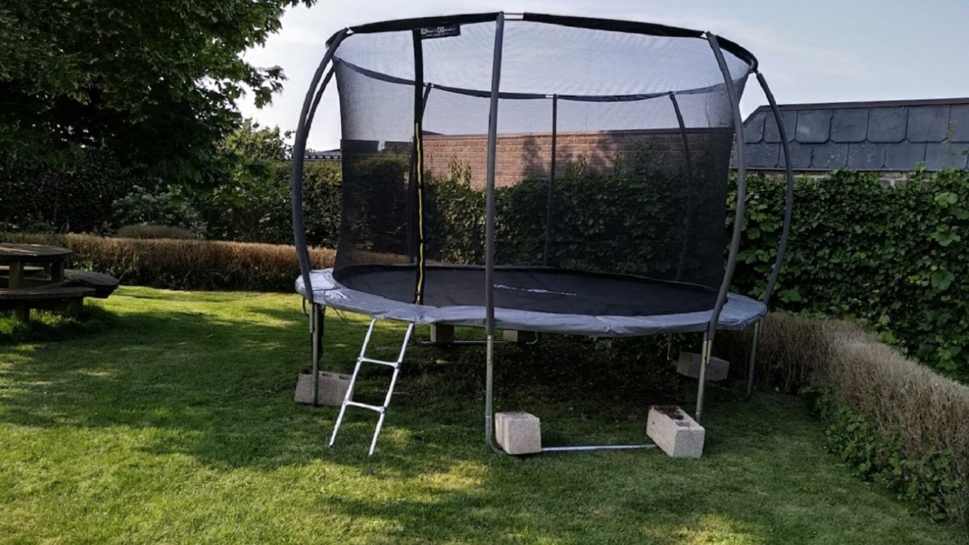 't Eggenhof (vakantiewoning 2) - trampoline