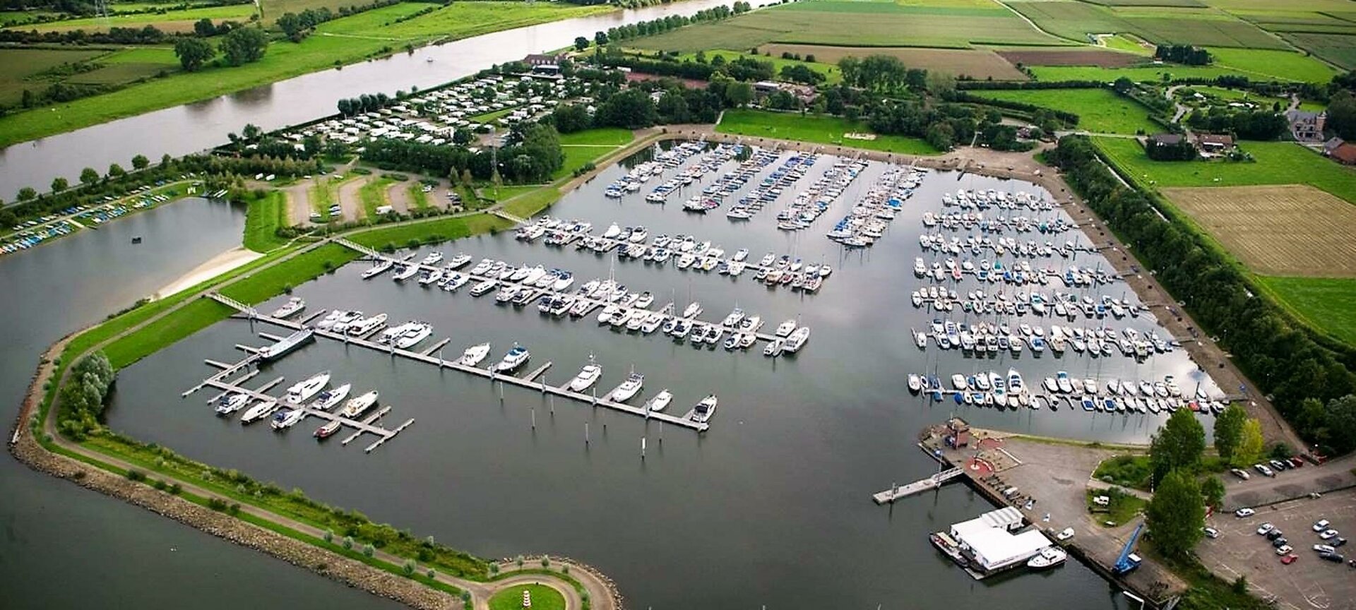 Aqua Libra Yachtcharter - Our homeport : Jachthaven "De Spaenjerd"
