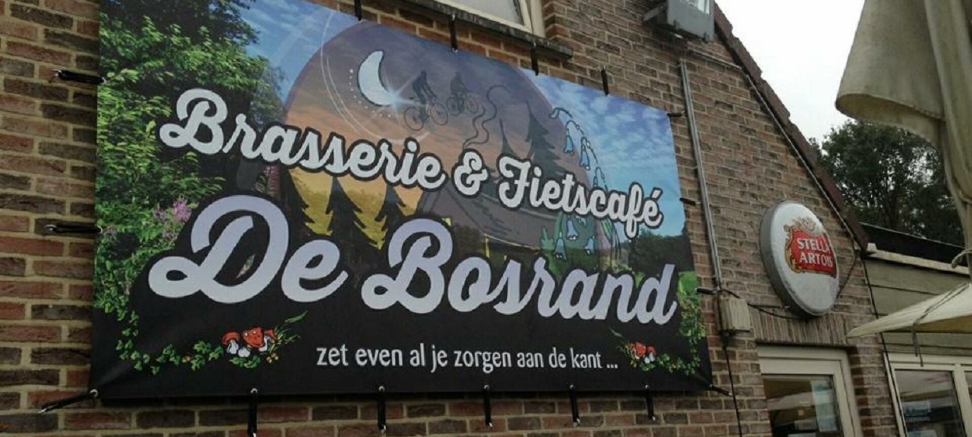 Brasserie en fietscafé Bosrand - Buitengevel