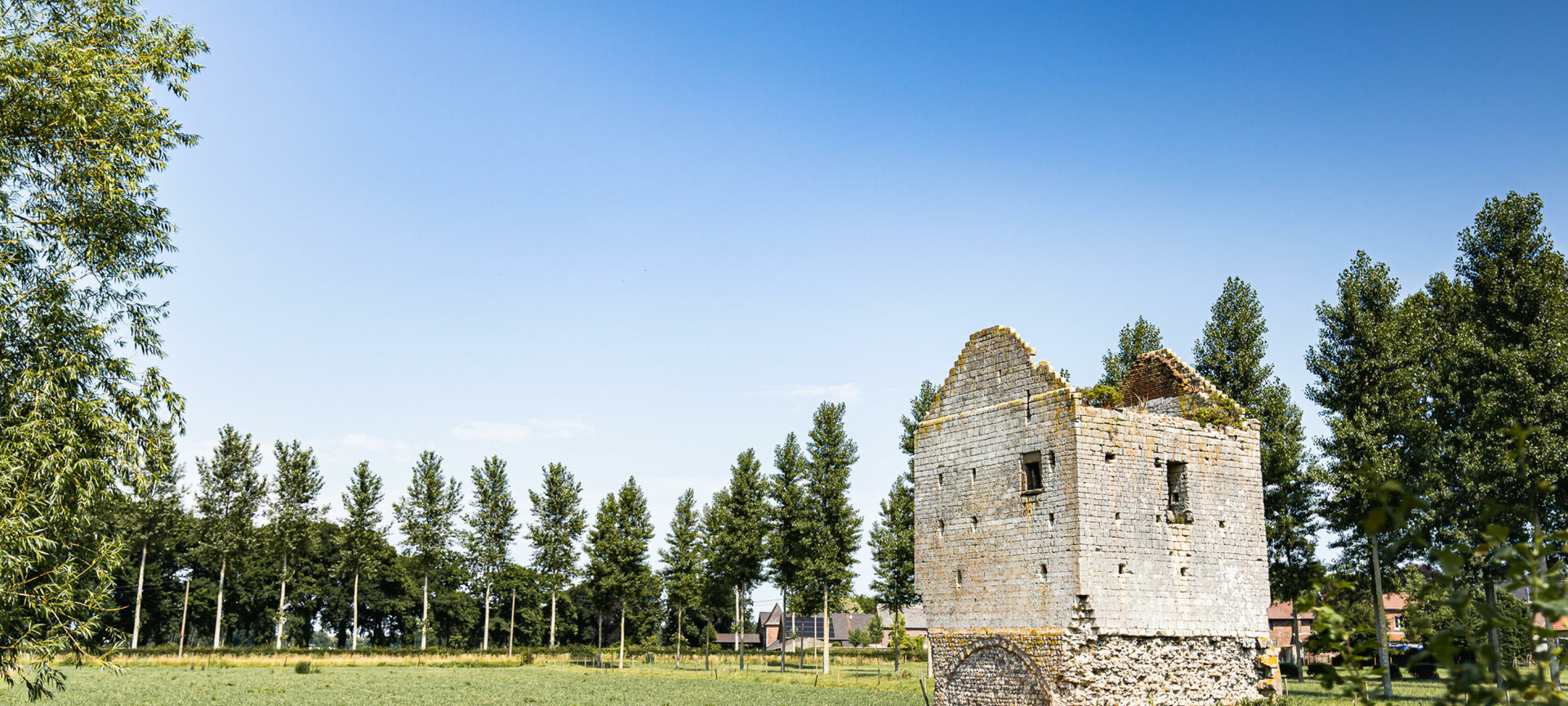 Kasteel en donjon van Hamal - Torenbucht Rutten