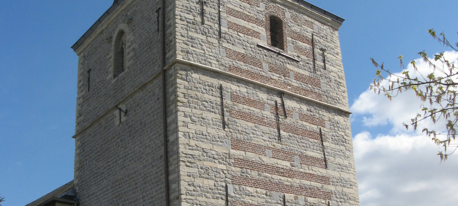 Kerk van Wilderen met bezoekerscentrum in toren - Kerk van Wilderen