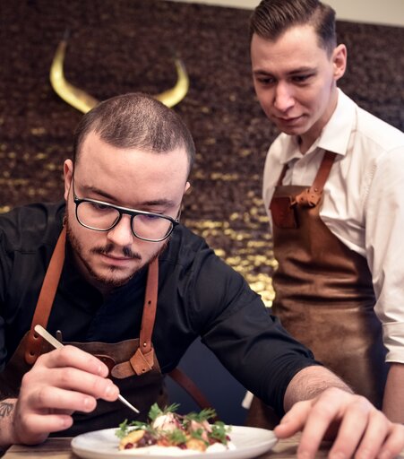 chef Tristan Hardenne en maître-sommelier Michael Van Kessel een nieuwe definitie geven aan bistronomie