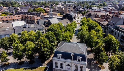 luchtfoto van de stad Lommel
