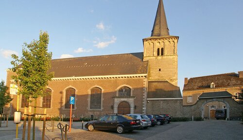 Sint-Lambertuskerk, 's-Gravenvoeren - kerkplein 's-Gravenvoeren